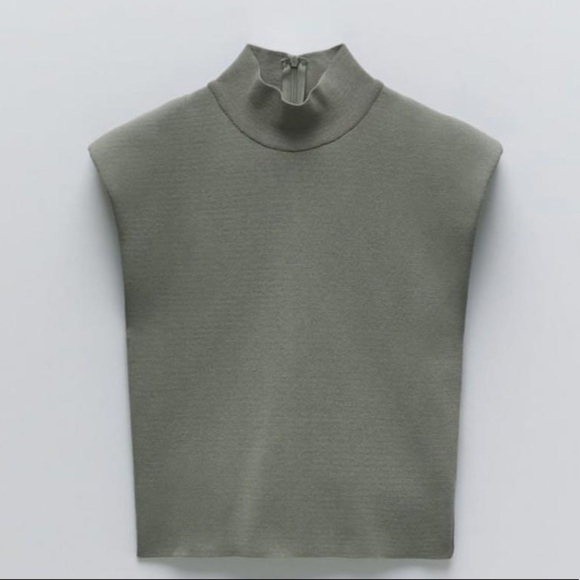 Zara Tops - Zara Shoulder Pad Knit Top